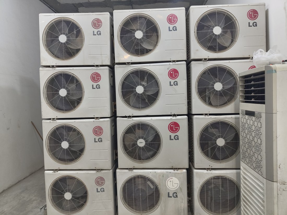 Modern Wall Mounted AC